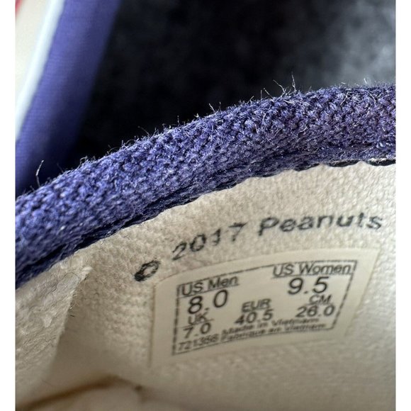 Vans Slip On Peanuts Christmas Tree Charlie Brown Snoopy Men's 8.0 Women's 9.5 - Picture 11 of 12